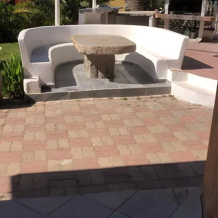 Casa Nessi- Stanze * بلاتامونيس