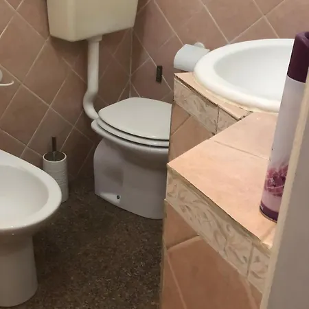 Casa Nessi- Stanze بيت للعطل بلاتامونيس